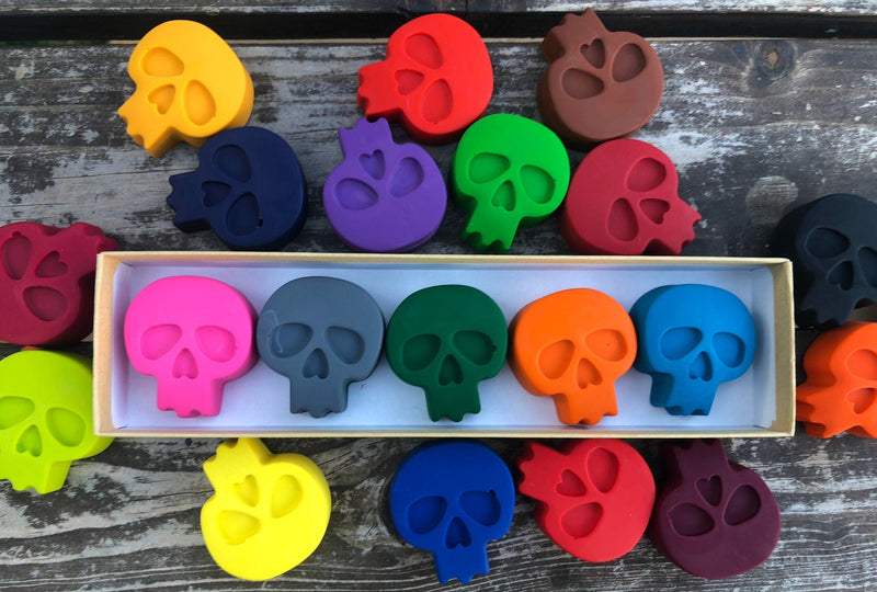 Halloween Skull Crayons - Halloween Treats - Halloween Gifts For Kids - Kids Gifts - Halloween Party Favors - Skull Party Favors - Kids Toys by KagesKrayons LLC