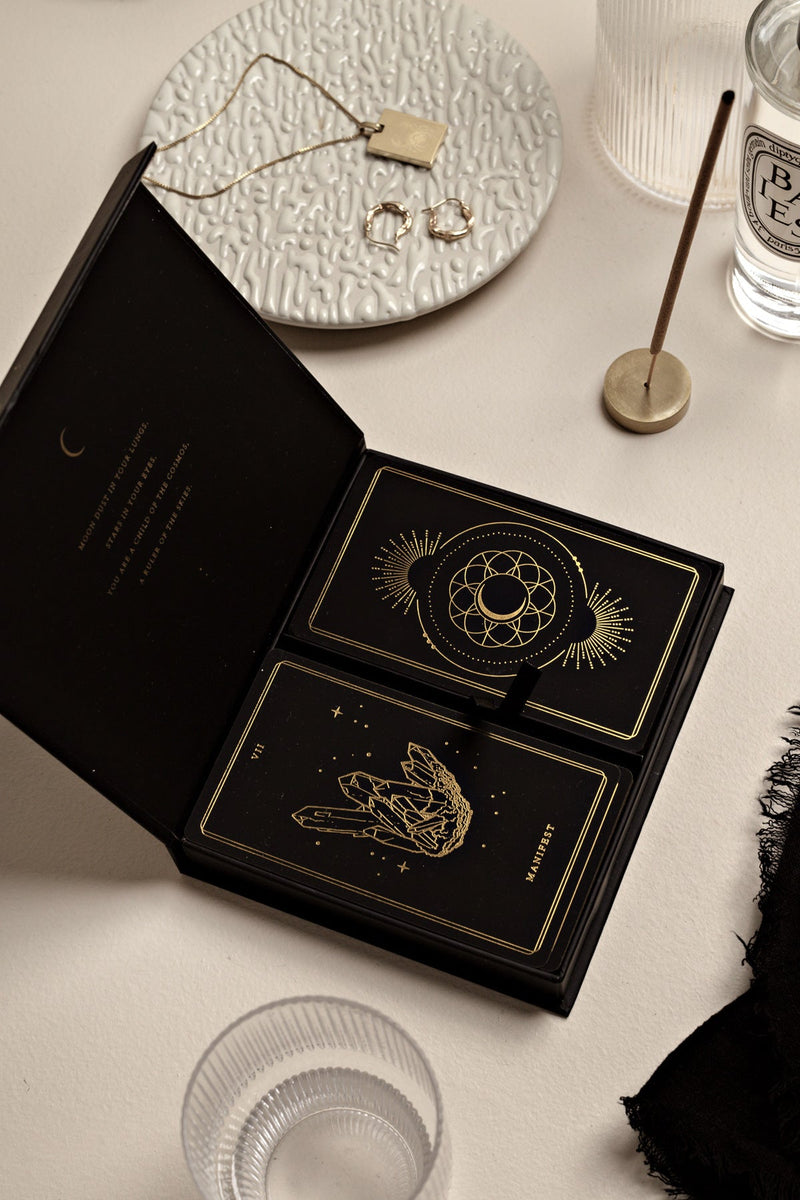 Child Of The Universe' Gold Edition • Oracle Deck & Book by ST SOLEIL